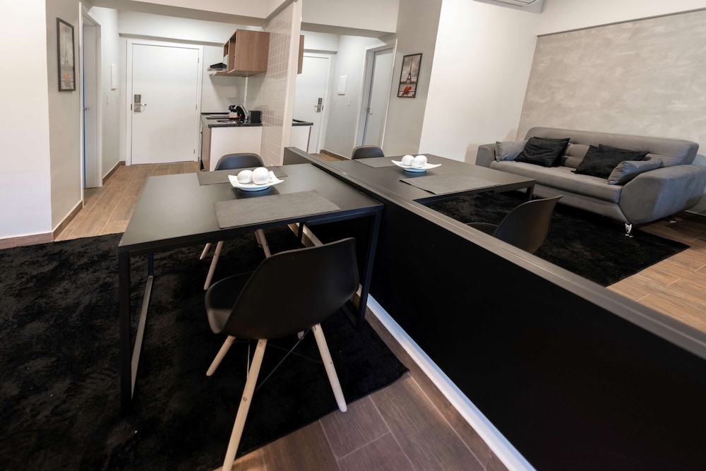 eSuites Sorocaba 60/60