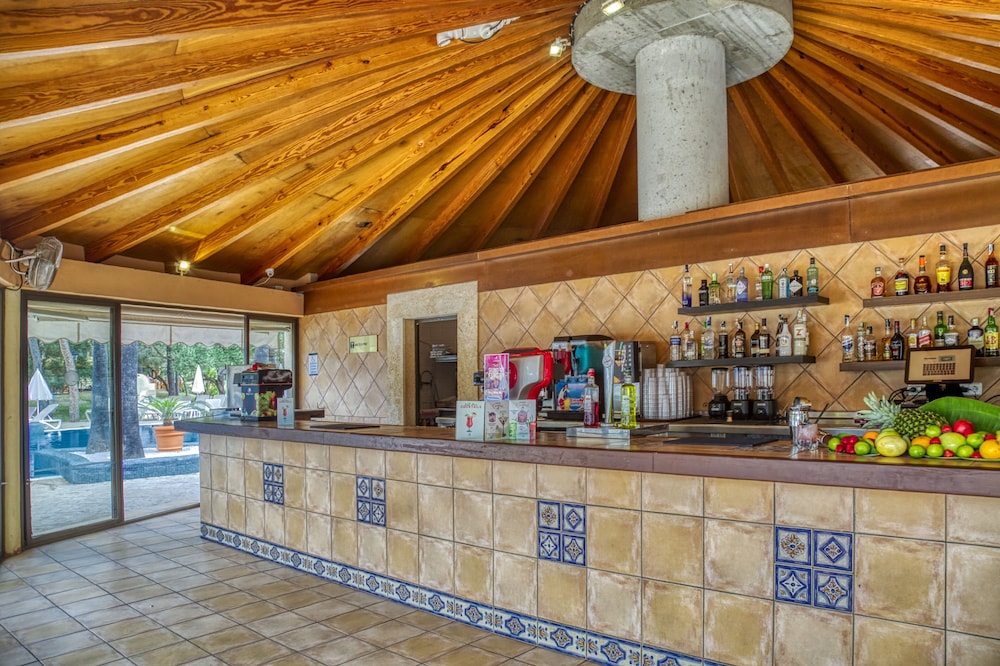 Vell Mari Hotel and Resort 6/62