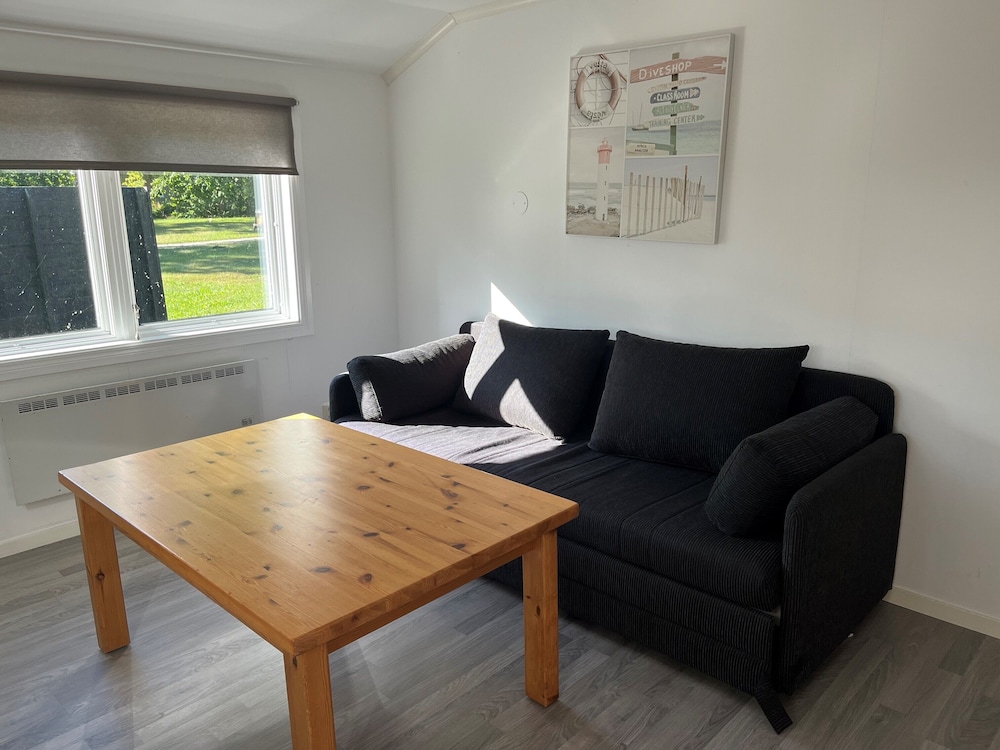 Frosunds Semesterby 27/50