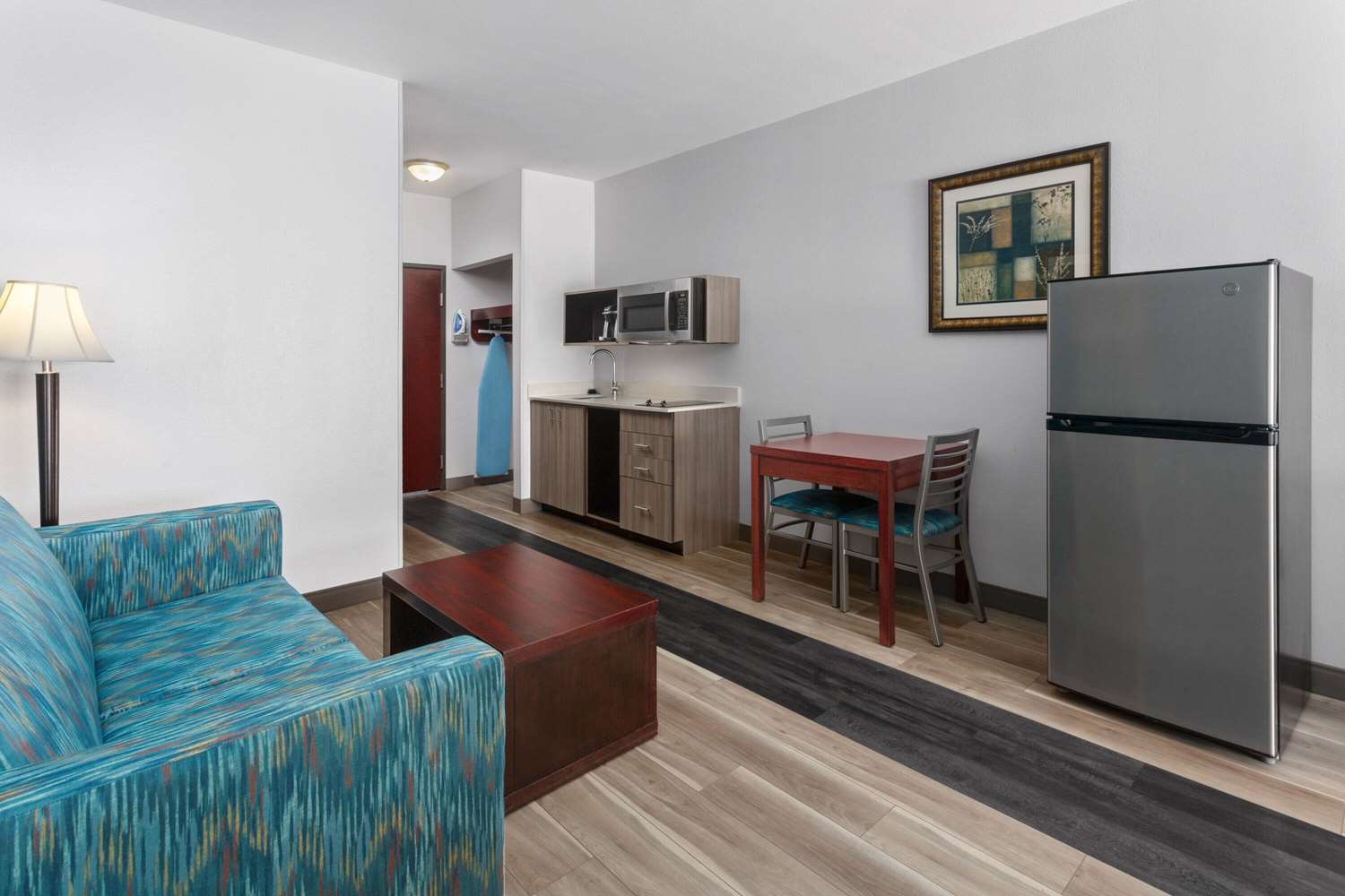 La Quinta Inn And Suites By Wyndham Woodward 17/31