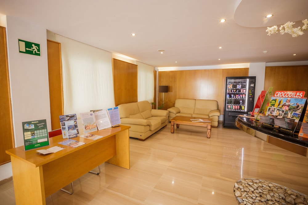 Puerto Azul Marbella 43/70