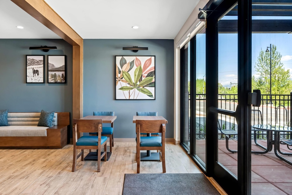 Everhome Suites Bozeman 43/60