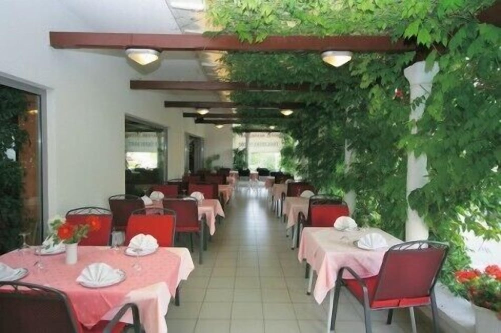 Trogirski Dvori 44/60