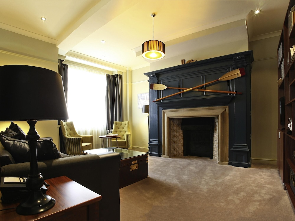 Mercure Oxford Eastgate Hotel 48/69