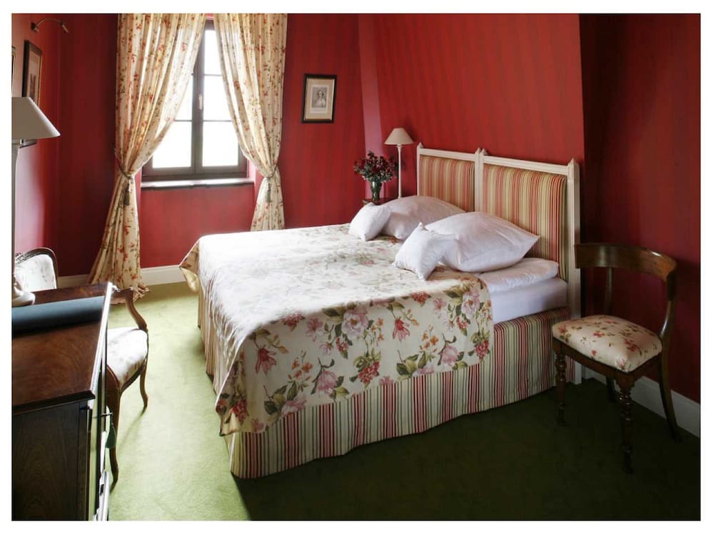 STANDARD, DOUBLE BED