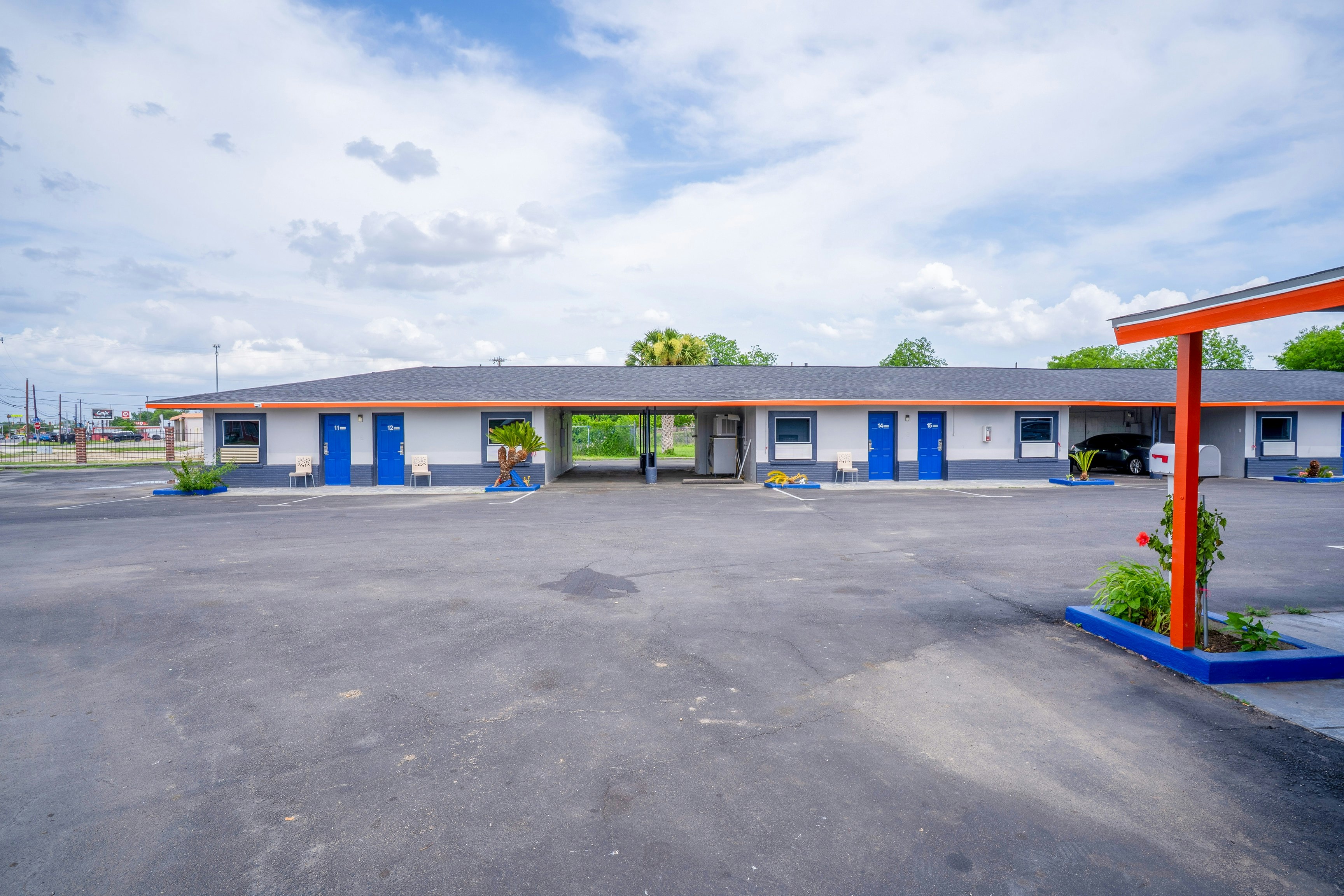 Alamo Oasis Inn and Suites By OYO San Antonio 28/53