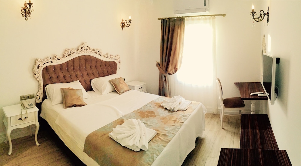 Olivias Group Hotel 6/42