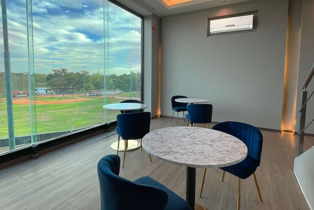 Esplendor by Wyndham Los Mochis Country Place 48/60