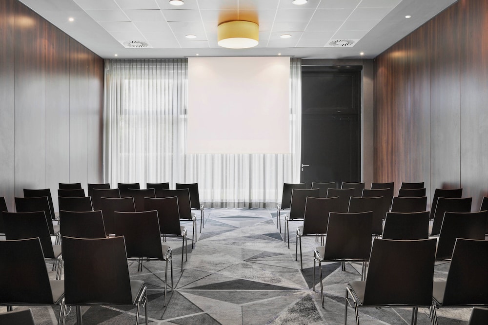 Courtyard by Marriott Munich City East 60/65