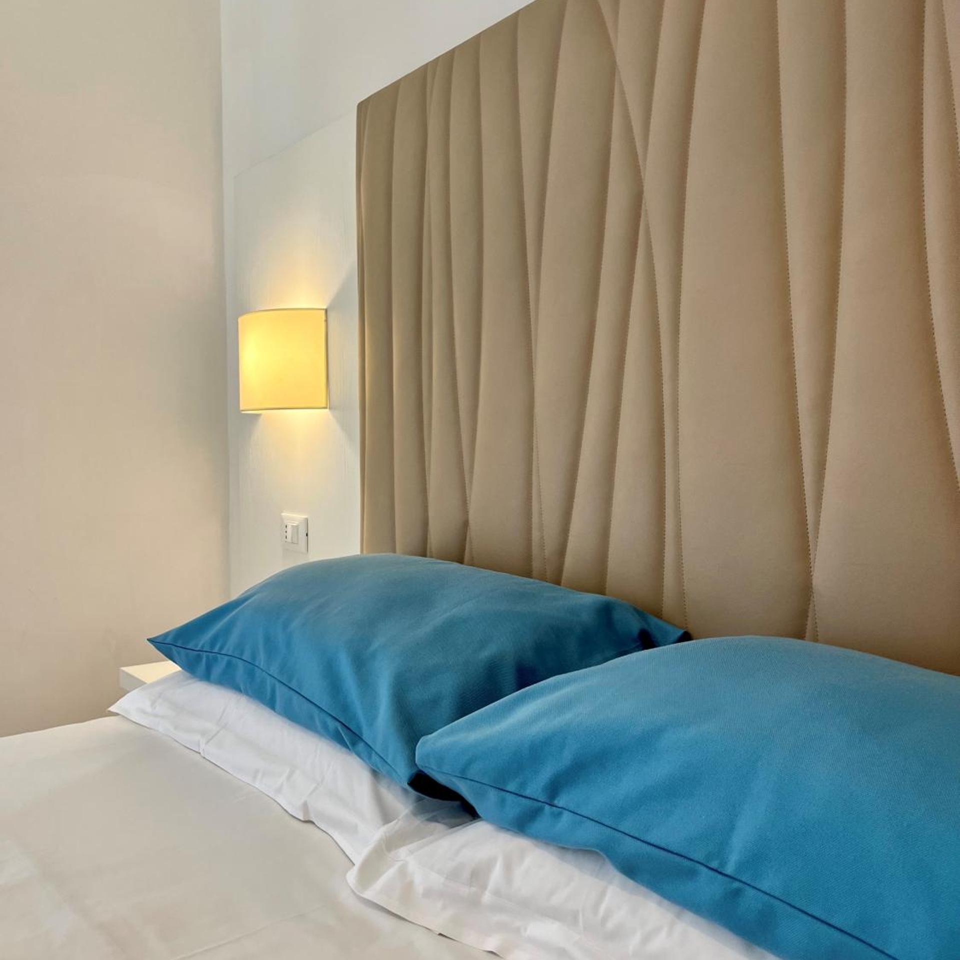 Albergo degli Amici 31/57