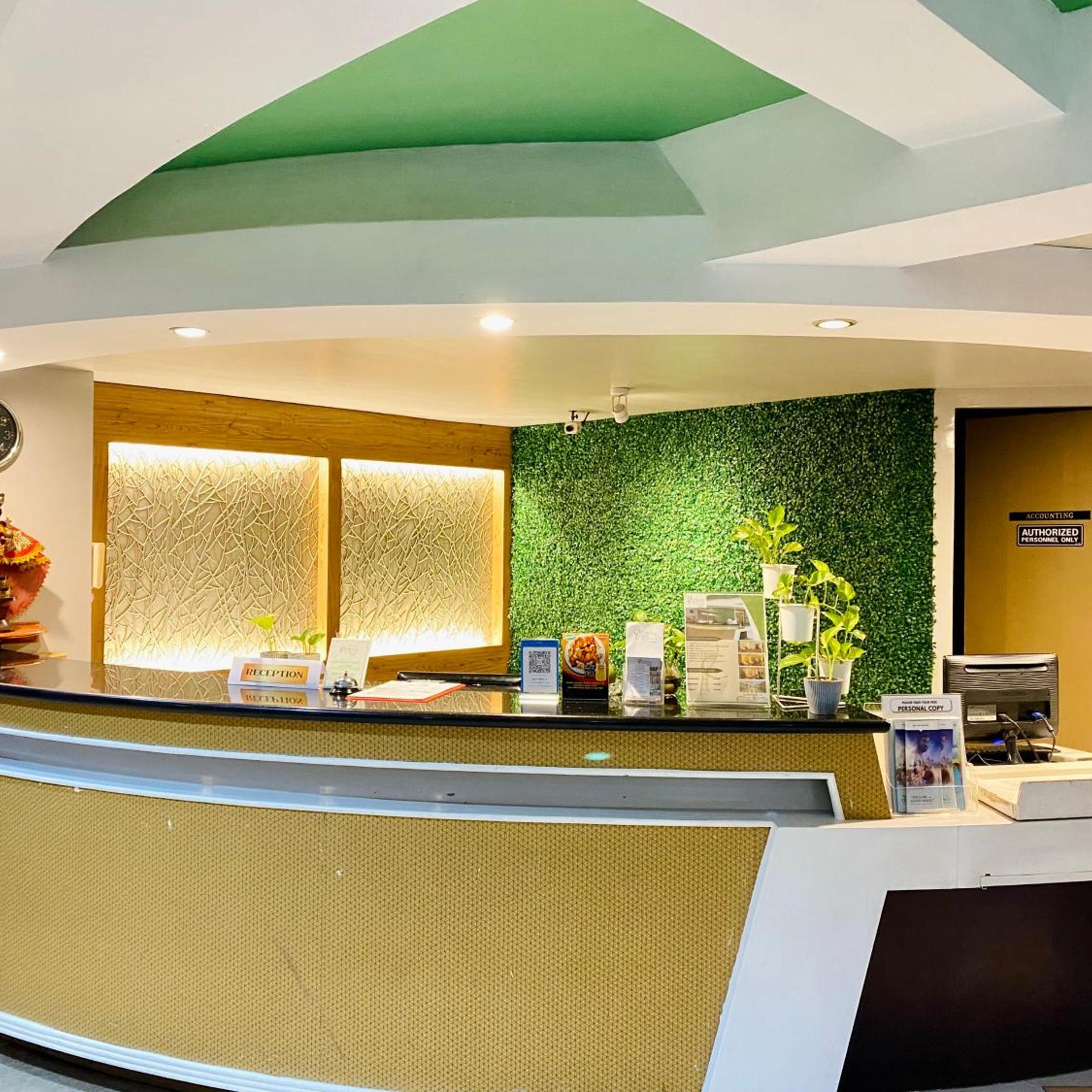 Century Plaza Hotel 8/50