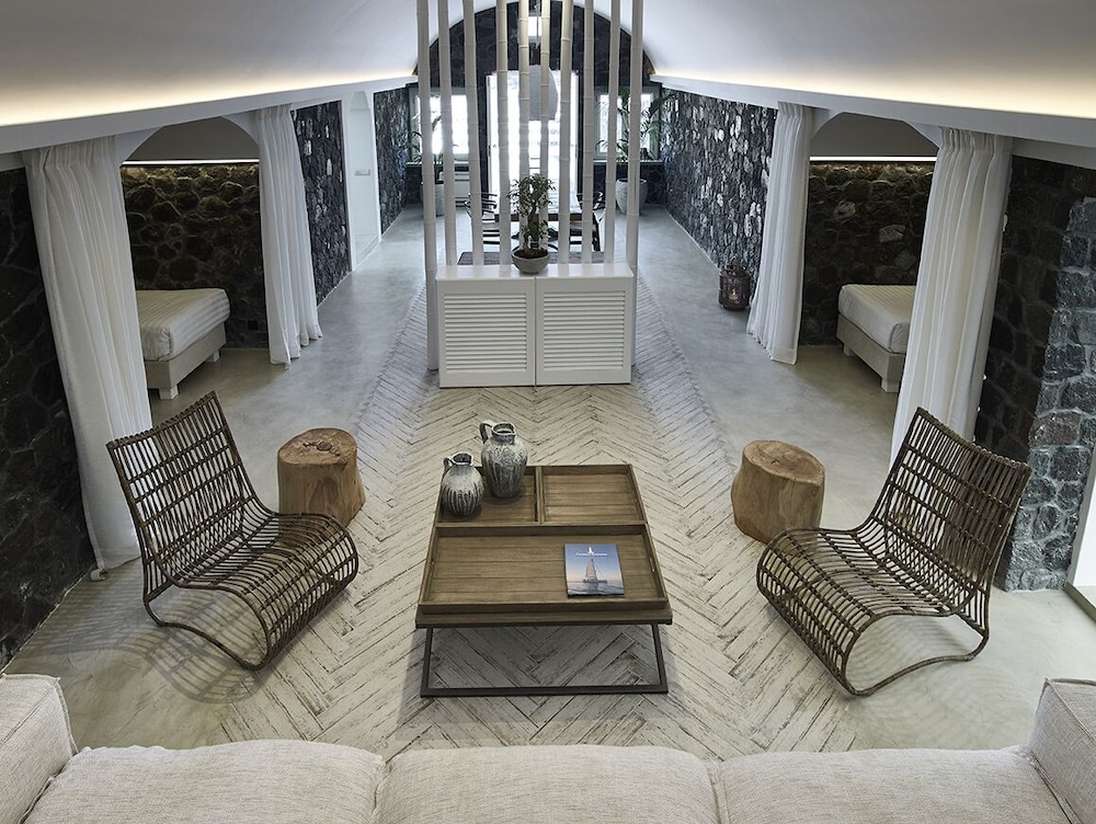 Amor Hideaway Villas by Mr and Mrs White 24/46
