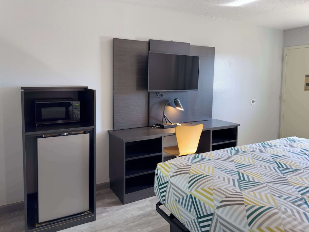 Motel6 Dyersburg, TN 25/50