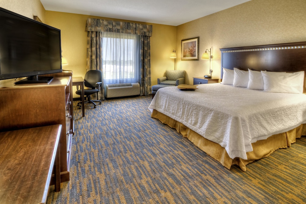 Hampton Inn Roanoke Rapids 14/45
