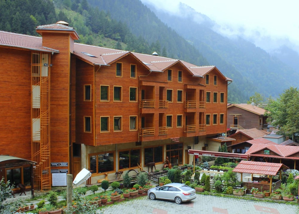 Inan Kardesler Hotel in CAYKARA