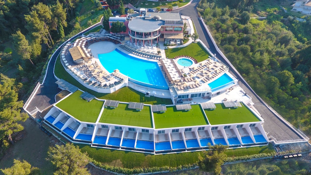 Alia Palace - Adults Only in KASSANDRA