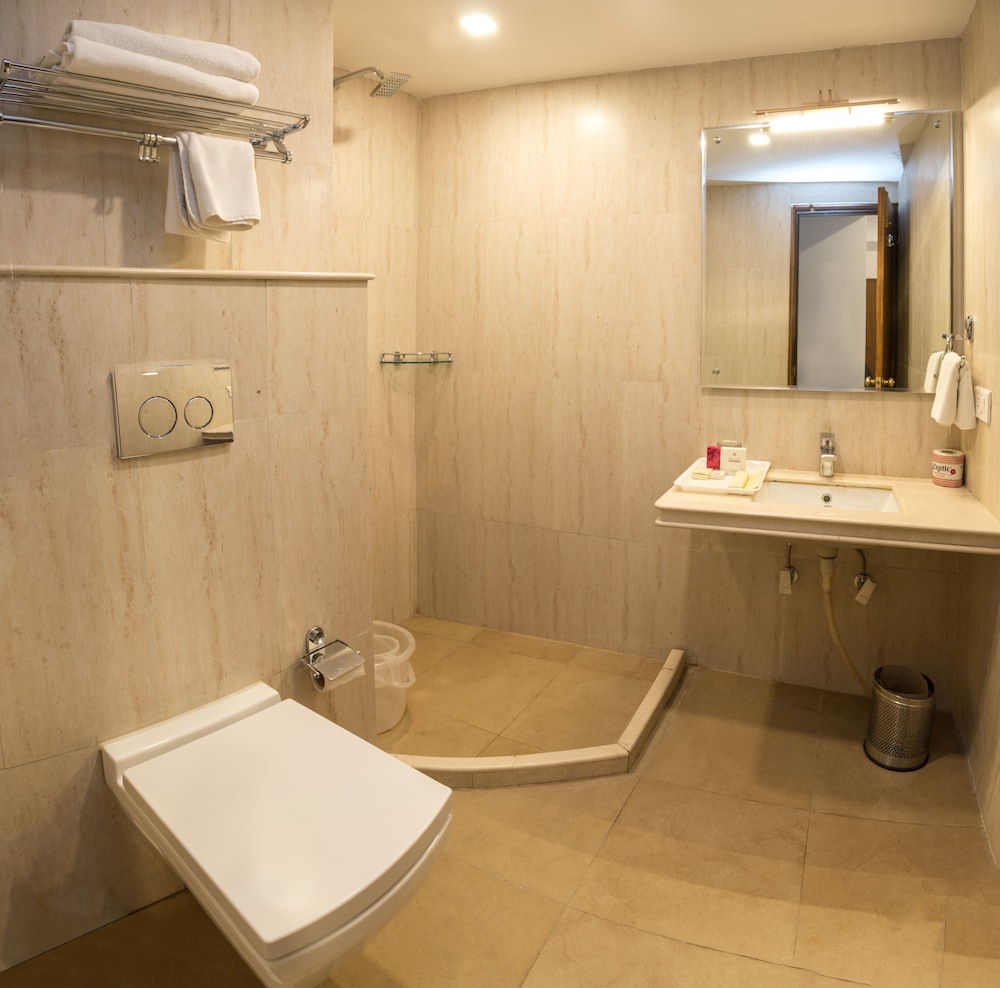 Country Inn Premier Pacific Mall Road Mussoorie 60/60