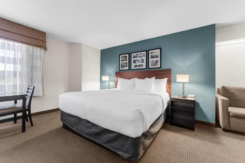 Upgrade, King Bed