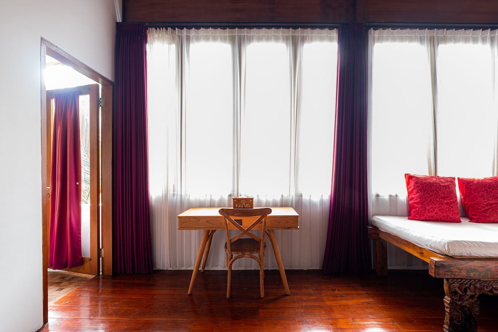 Kakul Villas & Suites 56/82