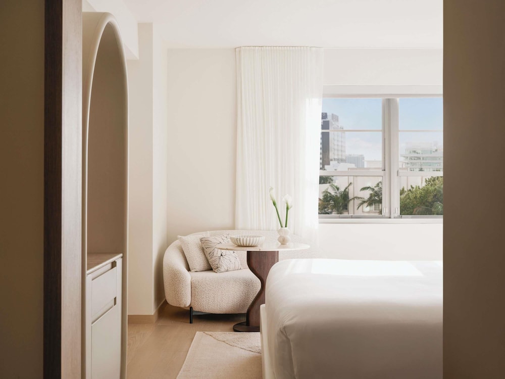Delano Miami Beach 17/58