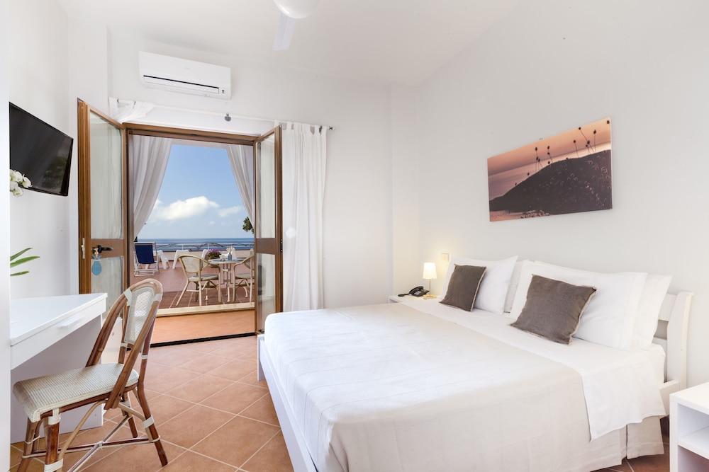 HOTEL IL CEFALO 5/50