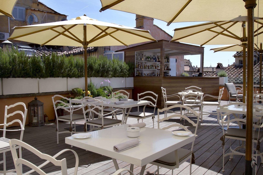 DOM Hotel Roma 35/50