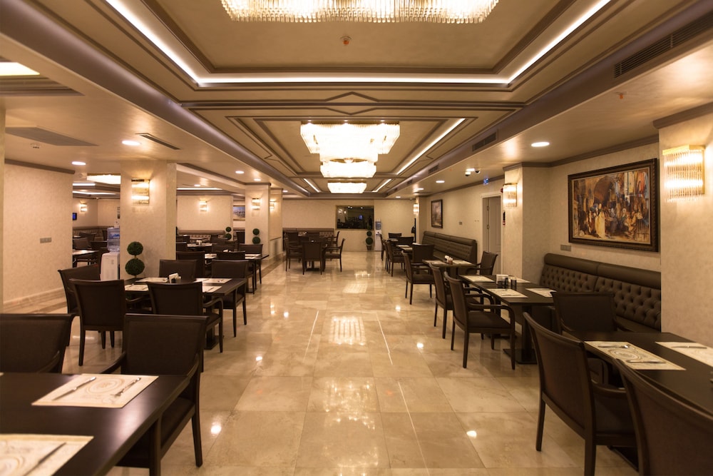Miss Istanbul Hotel & Spa 37/48