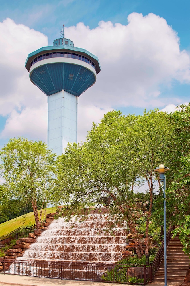 Renaissance Shoals Resort & Spa 11/33