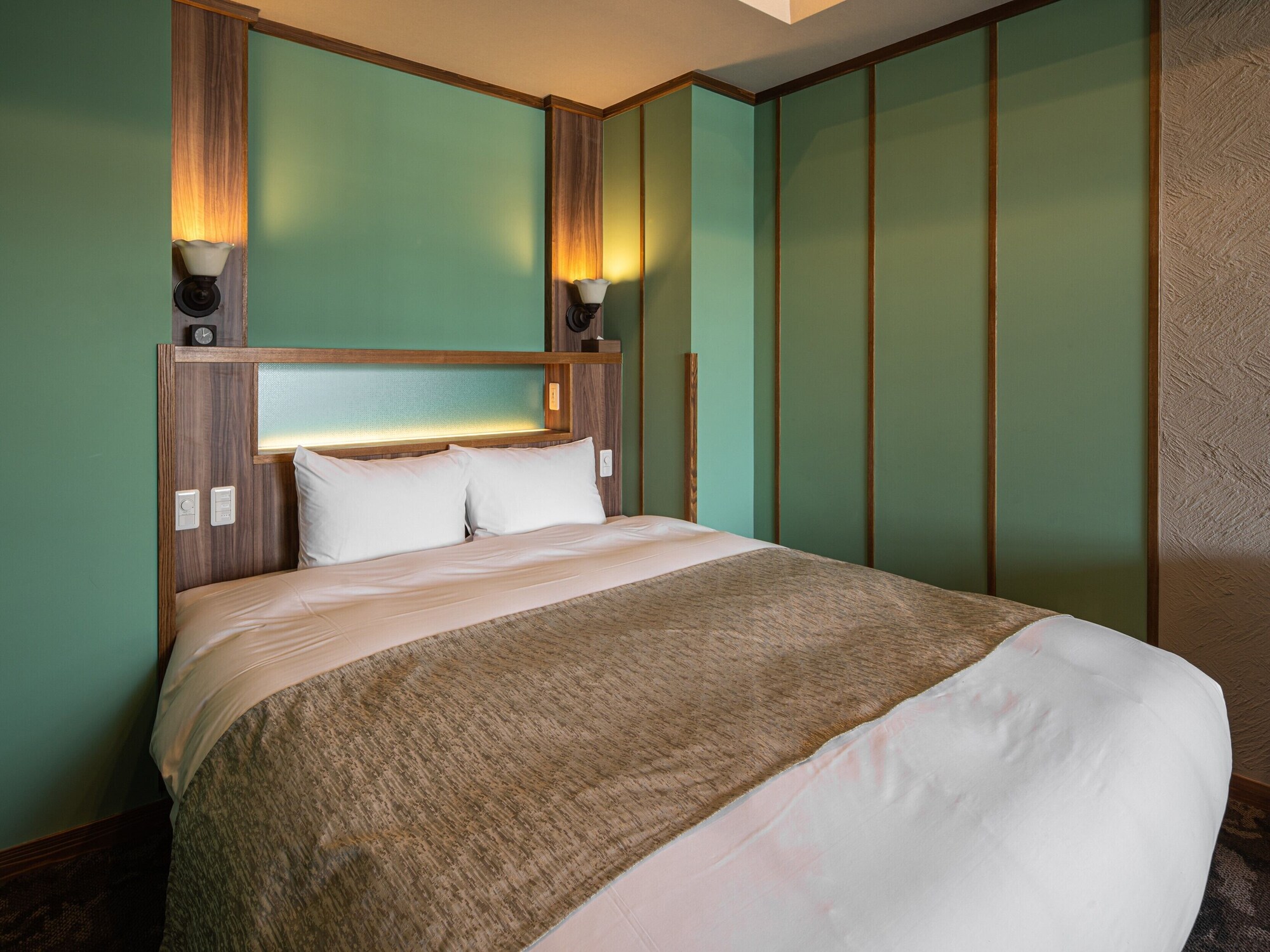 Room, Queen Bed, Outdoor Bath