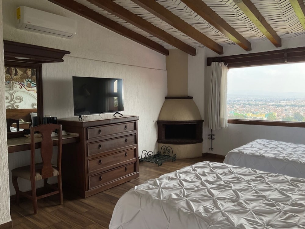 Villa San Jose Hotel And Suites 37/50