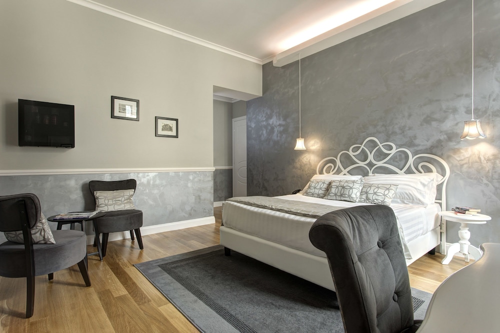 Relais de L Opera 37/72