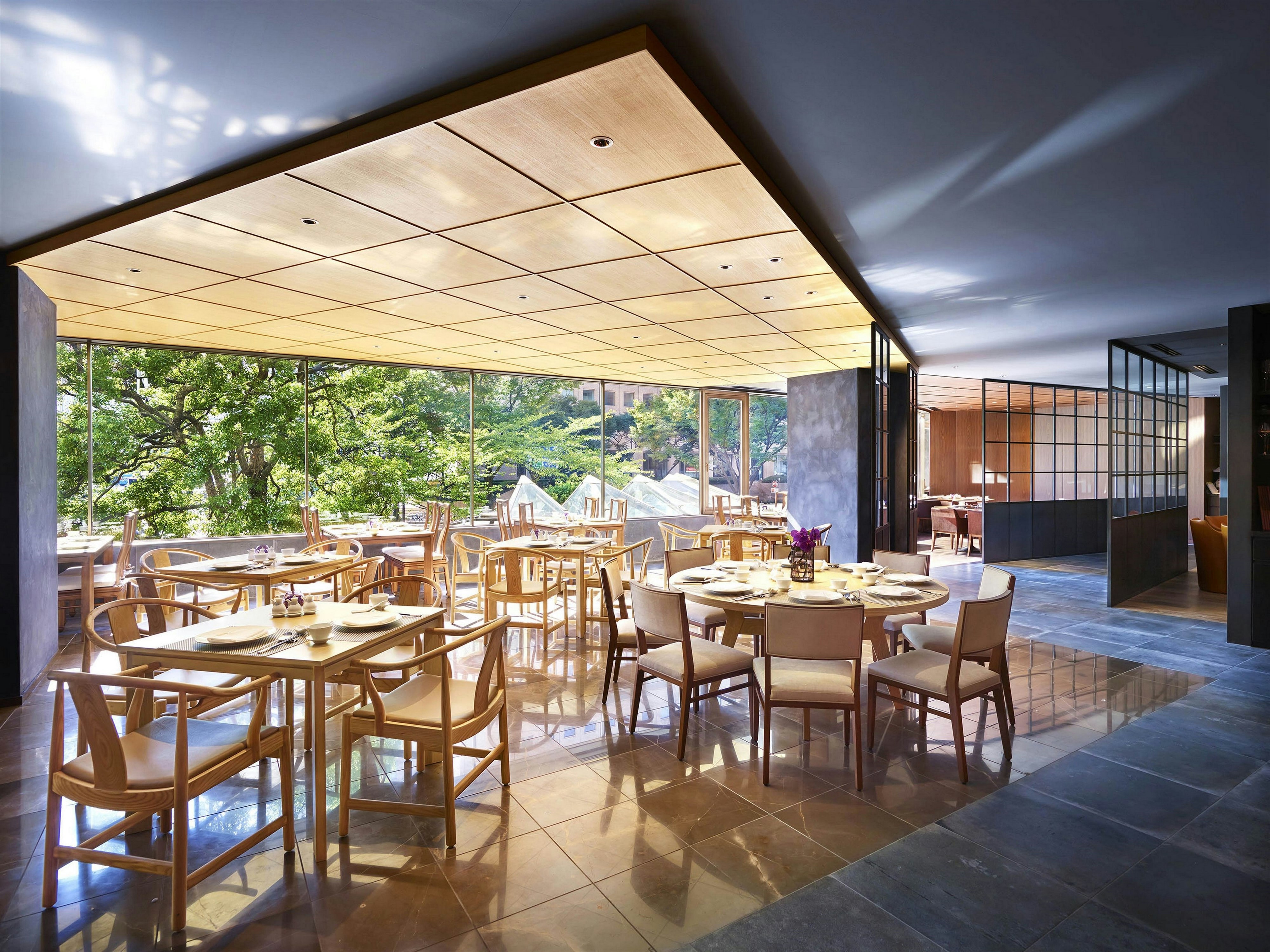 Hilton Tokyo 55/78