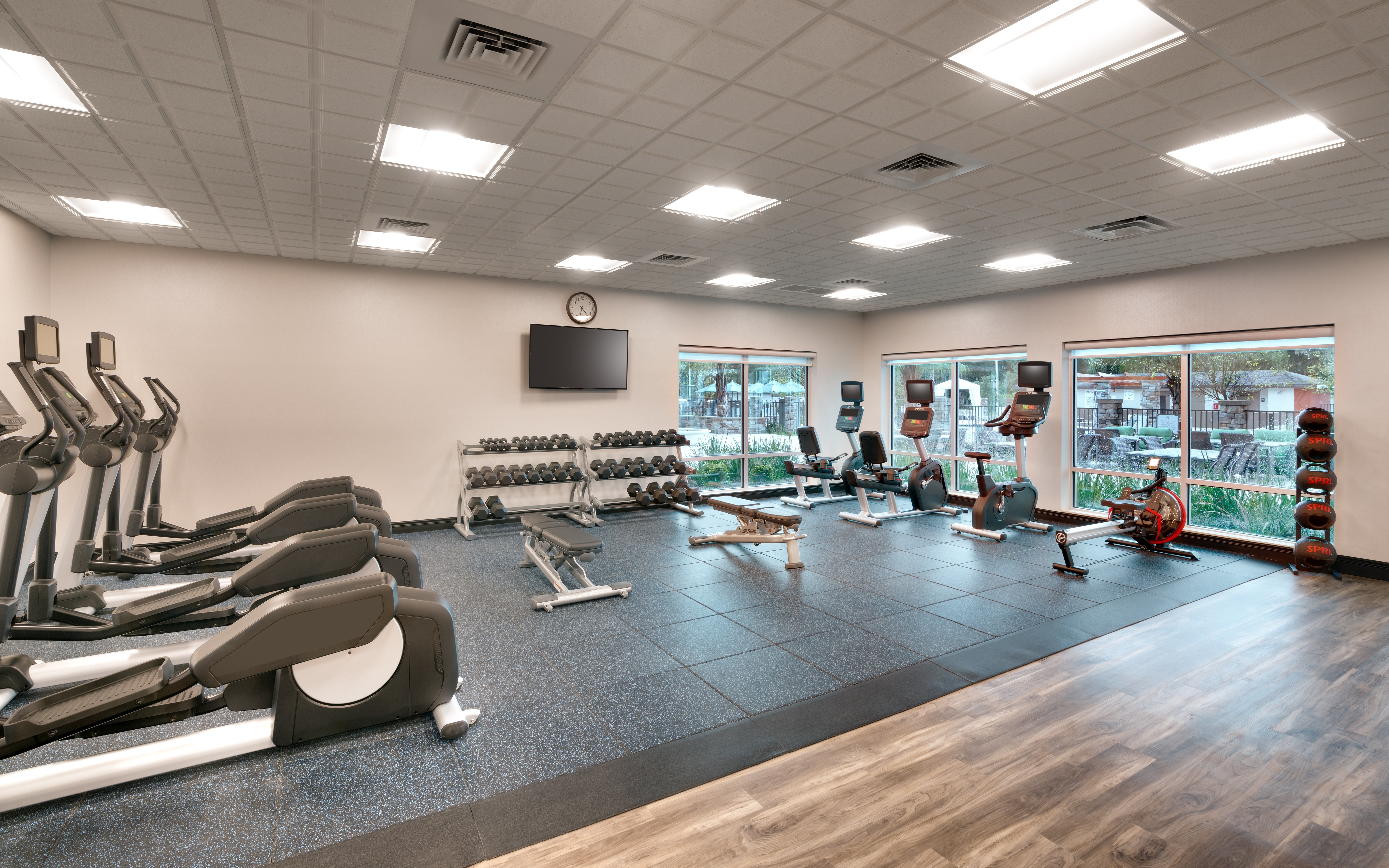 STAYBRIDGE SUITES GAINESVILLE I-75 35/68