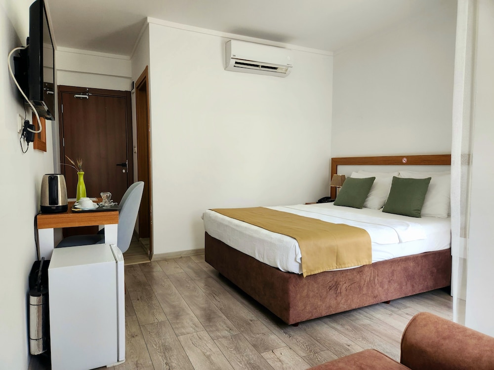 COMFORT, DOUBLE BED