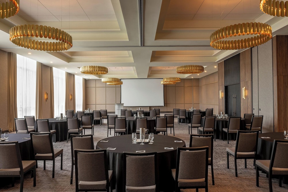 Tribute Portfolio Hotel the Dalmar Fort Lauderdale 32/44