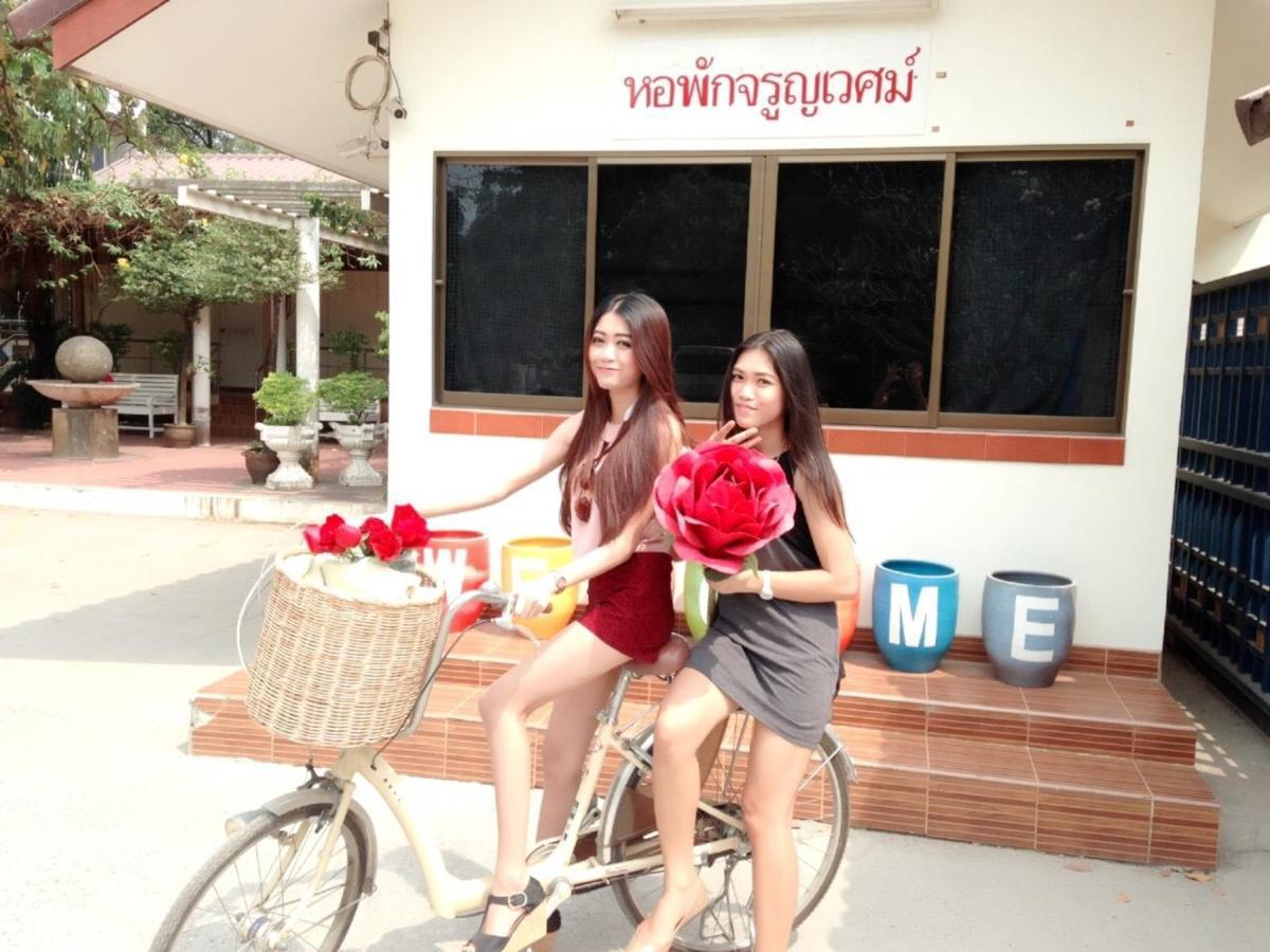 Jaroonwej Bangsaen 4/24