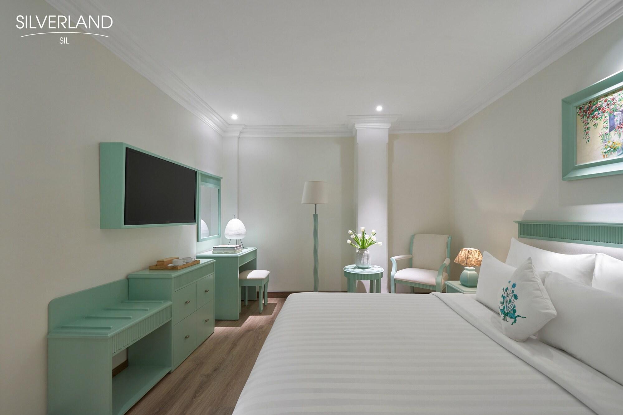 Superior, Double Bed, No Window