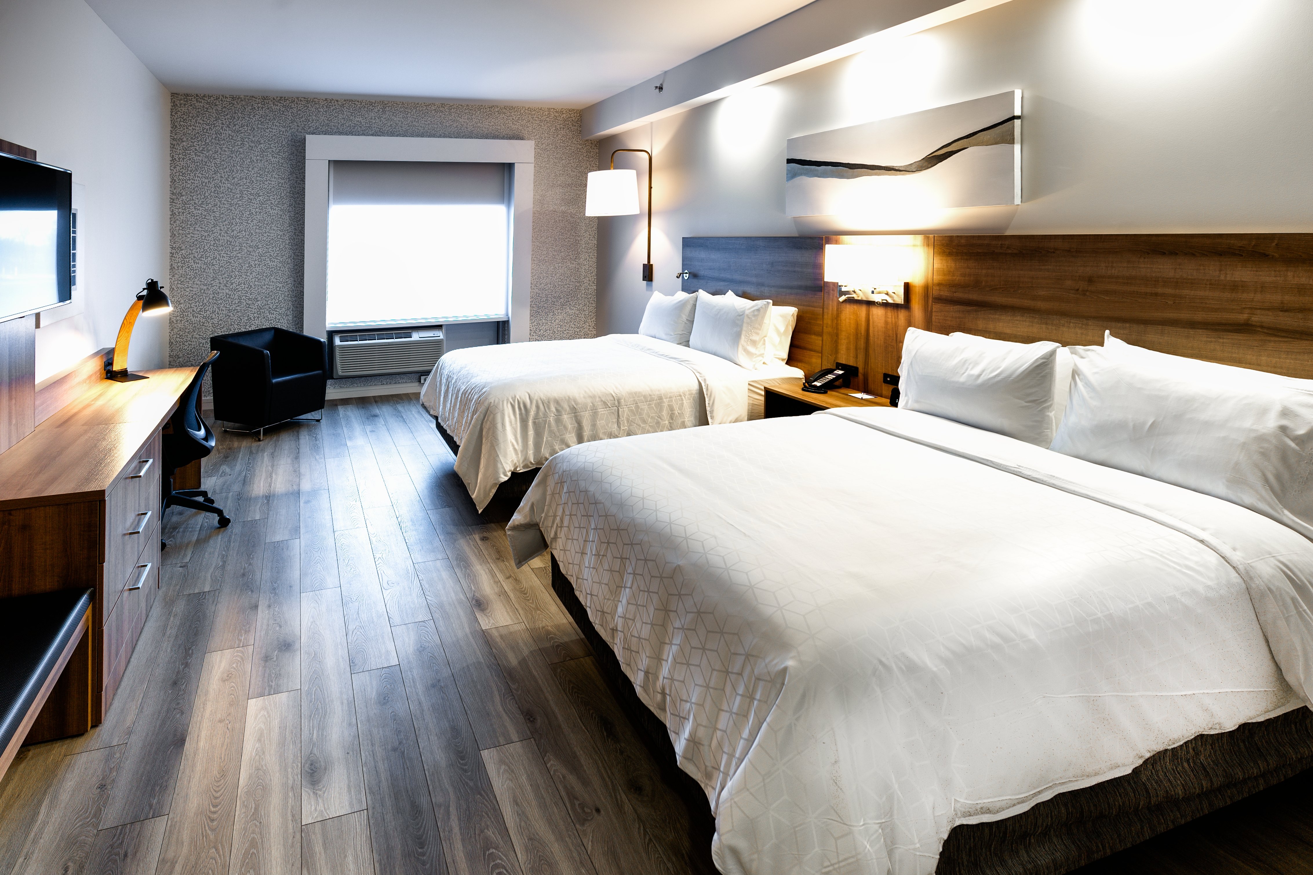 Holiday Inn Express Suites Trois Rivieres Ouest 24/72