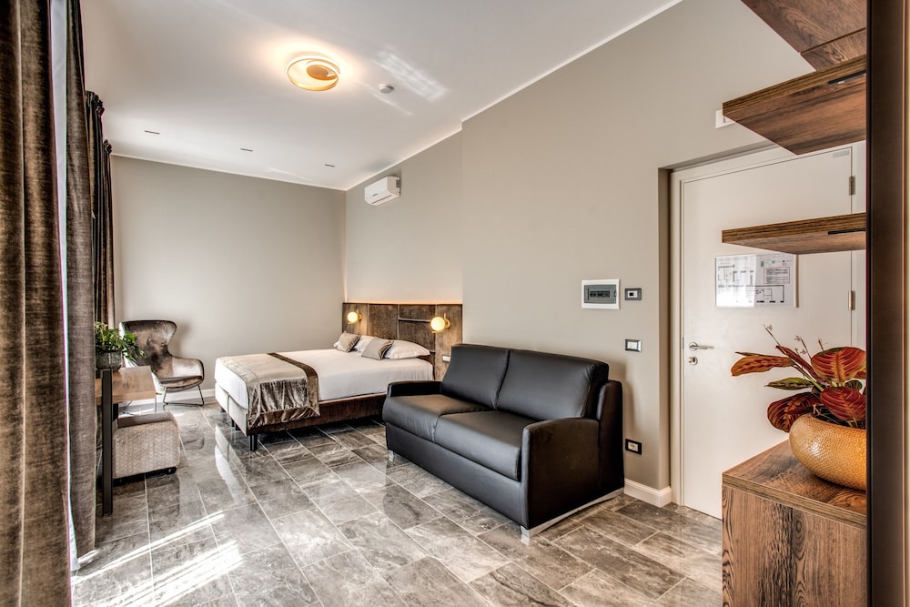 Apollo Boutique Hotel 30/72