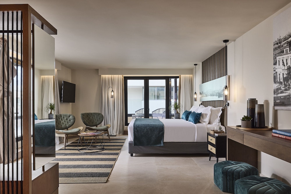 Athenarum Portus Life & Style Hotel Piraeus 16/58