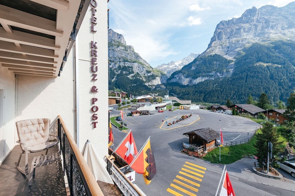 Hotel Kreuz and Post 49/56