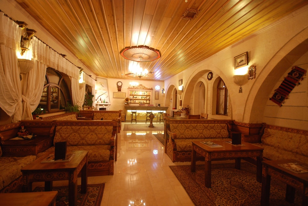 Kral Hotel 20/26