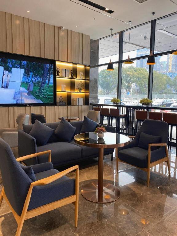 Echarm Hotel Nanjing Lishui High-speed Railway Station Wuzhou Trade City 32/42
