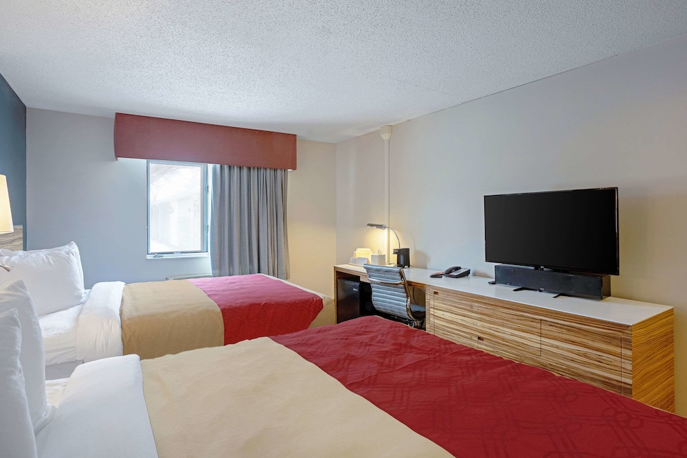 Quality Inn Frontier at US Hwy 30 13/34
