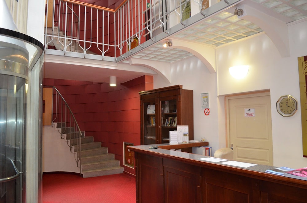 Hotel Petr 10/64