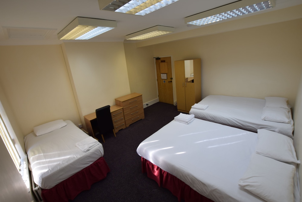 ROOM, TRIPLE