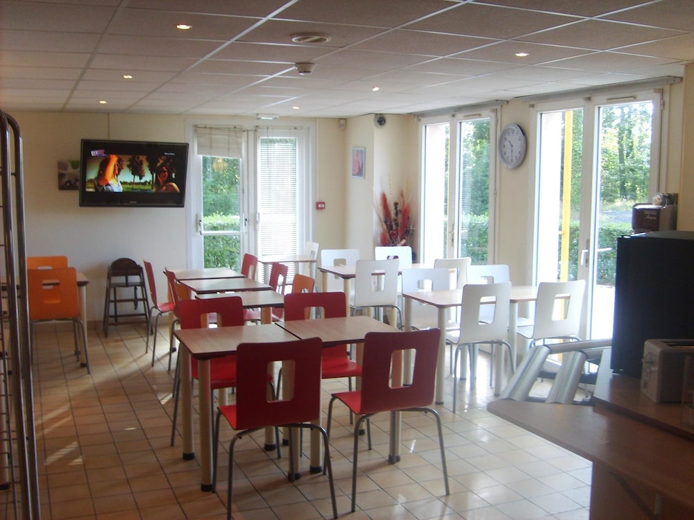 Premiere Classe Dunkerque Sud - Loon Plage 35/43