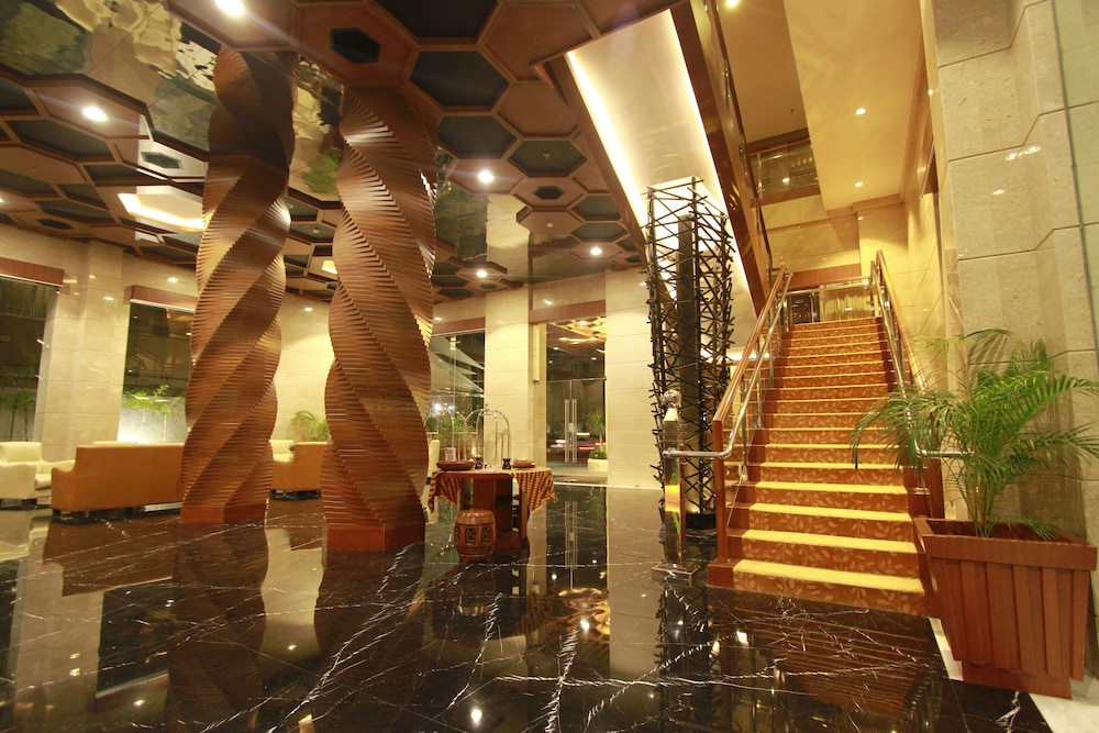 Fox Hotel Nagoya Batam in BATAM