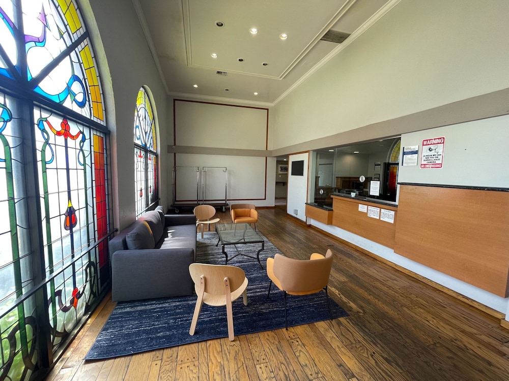 Portside Inn & Suites 47/58