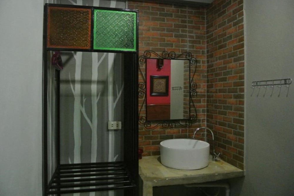 Phang Nga Guesthouse 117/121